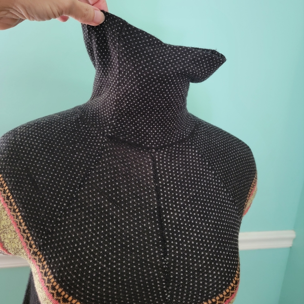 Free People Sweater - Picture 9 of 10